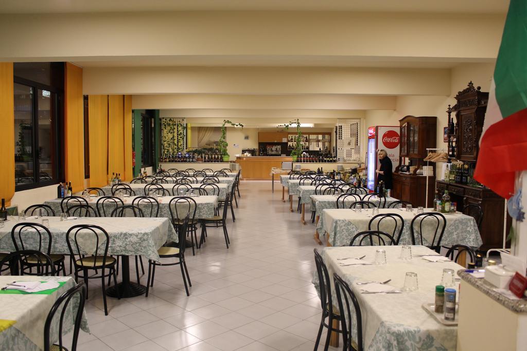 Hotel Ospitalita San Tommaso D'Aquino Boloňa Exteriér fotografie